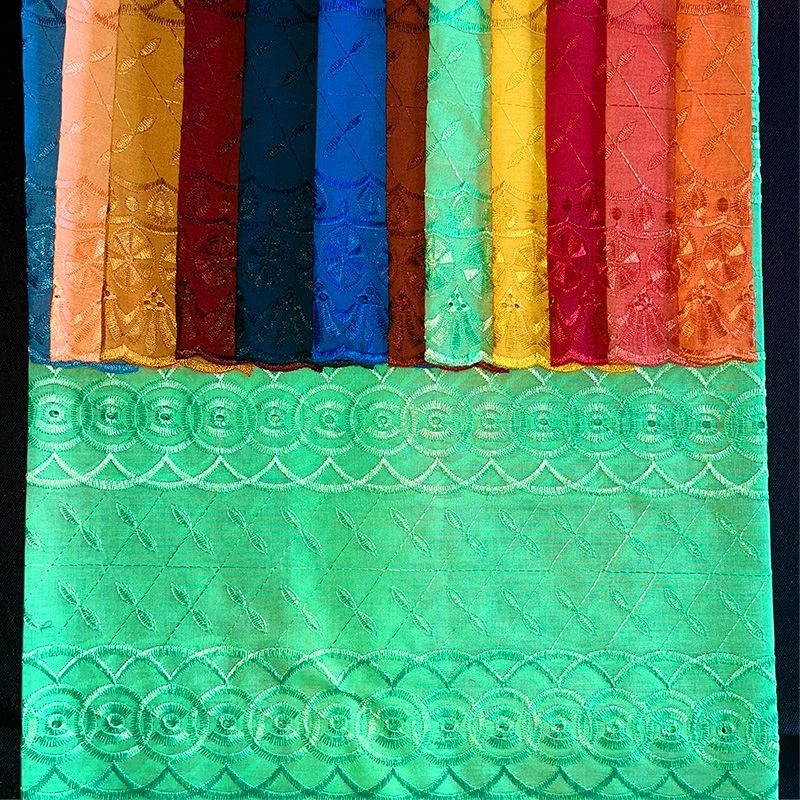 Floral Eyelet Embroidery 100% Polyster Lace Fabric